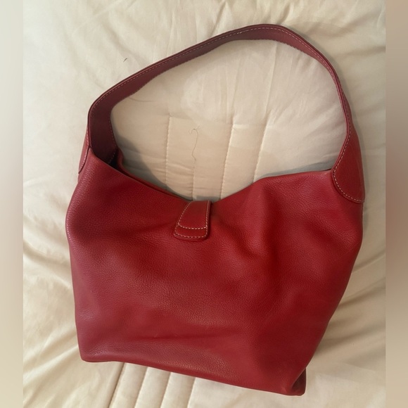 Dooney & Bourke Red Leather Hobo Bag with Sleek Design - Picture 2 of 15